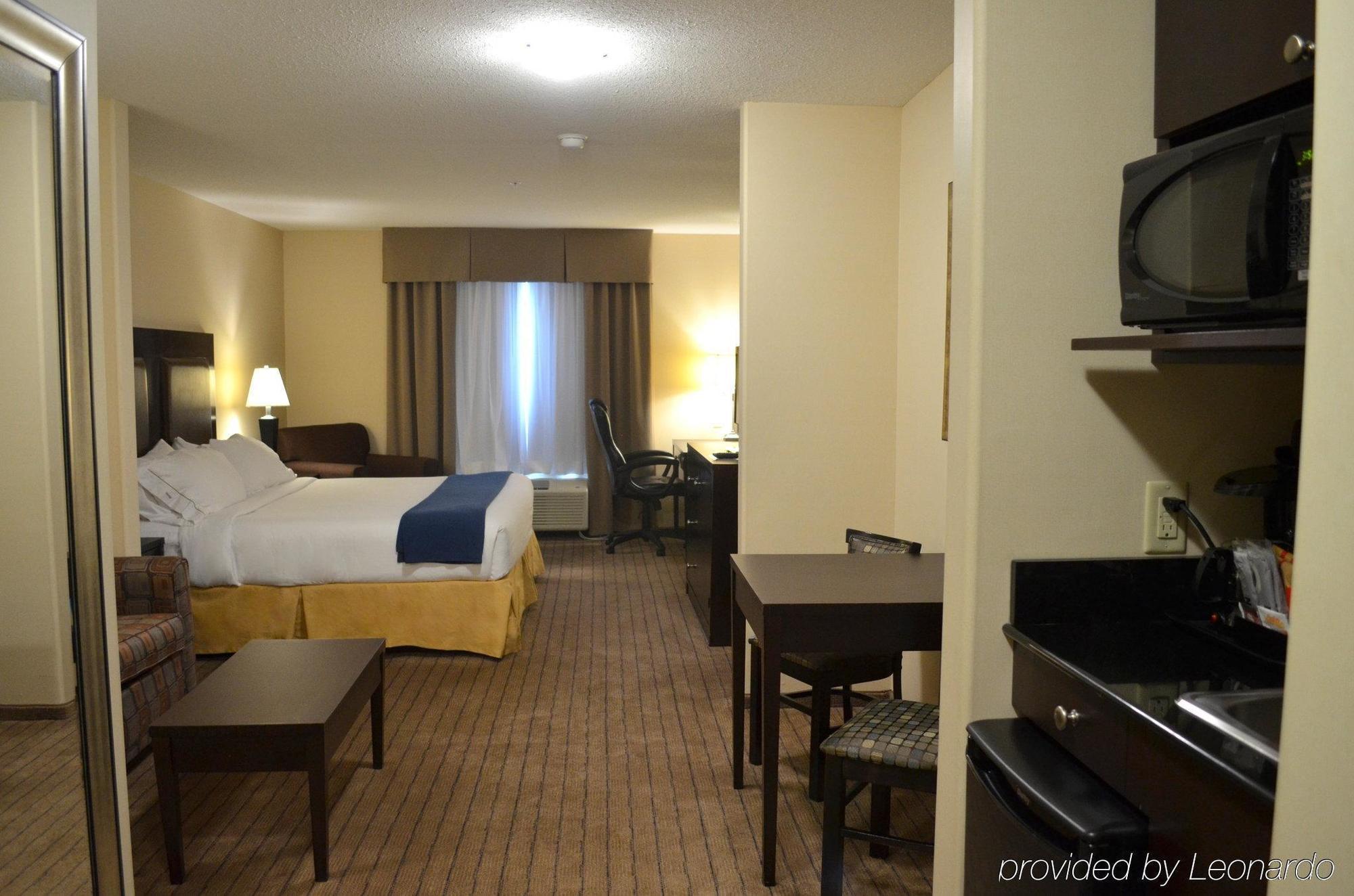 Ramada By Wyndham Prince Albert Exterior foto